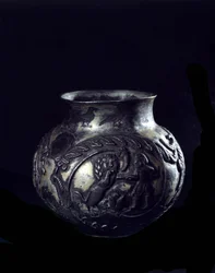 Persian art: silver vase. Early Sassanid period