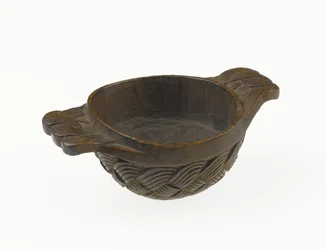 Quaich, two-lugged, wooden highland bowl or drinking vessel, c.1700