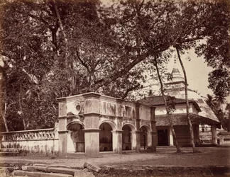 Buddhist Temple, Kalani