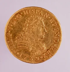 Golden coin (8 ecu) from Spain: reign of Philip V (1700-1746). 1739 Diameter 3.6 cm