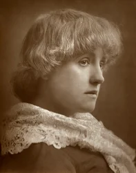 Mary Eastlake, British actress, 1883