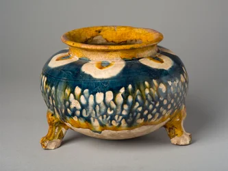Bowl on Three Legs, Henan Province