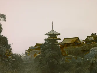 View of the Kiyomizu-Dera Temple, Kyoto, circa 1900 - 1915
