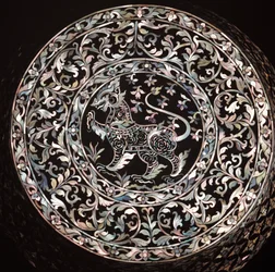 Mother of Pearl Inlaid Box Showing a Singha (Royal Lion)