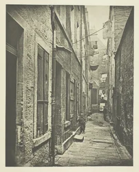 Close No. 65 High Street
