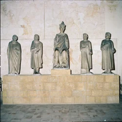 Statue of Henry VII, Holy Roman Emperor, with his Counsellors