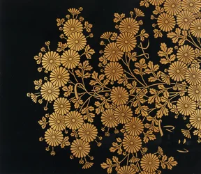 Box Decorated with Chrysanthemums