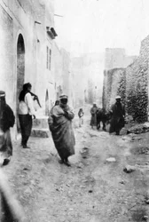 A street in Mosul, Mesopotamia, 1918