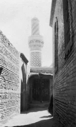Backstreet and old mosque, Baghdad, Iraq