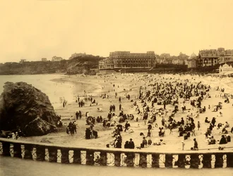 Biarritz - A la Grande Plage, c1930