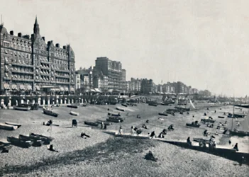 Brighton - The Hotel Métropole and Beach, 1895