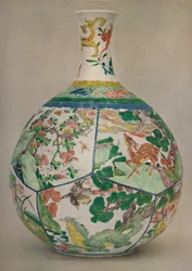 Chinese Porcelain Bottle in Enamel Famille Verte. Period of Kangxi, 1662-1722, 1928