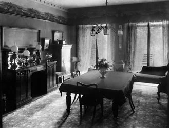 Edwardian Dining Room (1909)