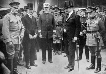 General Pershing arriving at Liverpool, 8 June 1917, c1920