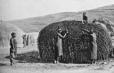 Hut building in Zululand