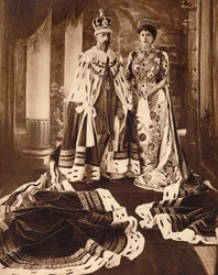 King George V and Queen Mary crowned and robed for the Delhi Durbar, 1911 1935