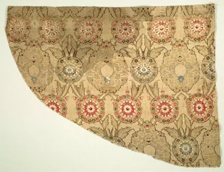 Lampas with double ogival floral pattern on checkered ground, 1550-1575