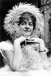 Marie Studholme, English Actress