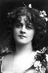Marie Studholme, English Actress