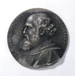 Medal depicting Ludwig Mond, industrial chemist