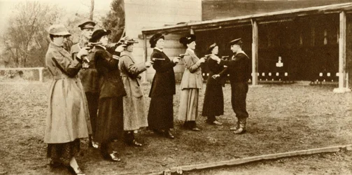 Members of the WRNS at Revolver Practice