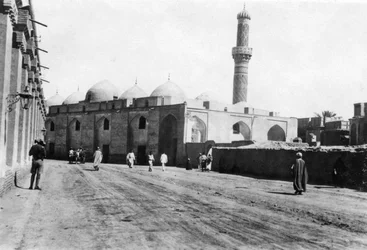 Mosque on River Street, Baghdad, Mesopotamia, WWI