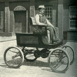 Motor-Car Equipped with the New Storage Battery, 1902
