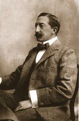 Mr A Barclay Walker