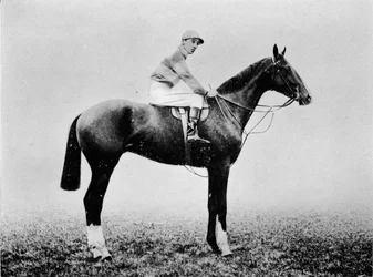 Neil Gow, 1911