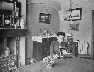 New Room in a Model Dwelling, London, c1900 1901