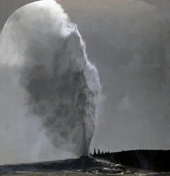 Old Faithful, Queen of Geysers, Yellowstone National Park, 1904