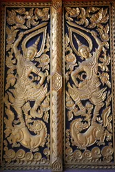 Ornate temple door at Wat Chedi Luang, Chiang Mai. Thailand