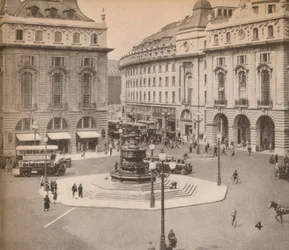 Piccadilly Circus, 1931