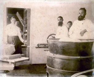 Production of mineral water cake, Yessentuki, Russia, 1900s