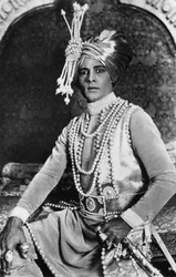 Rudolph Valentino 1895-1926 in The Young Rajah, 1922