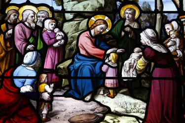 Saint Aignan Church: Jesus blessing the children, Chartres, France