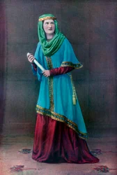 Saxon lady, 1910