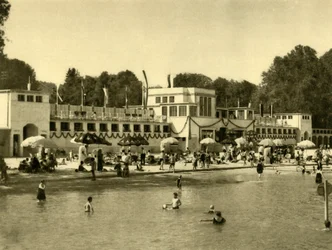 Swimming in Lake Traunsee, Gmunden, Upper Austria, c1935