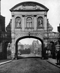 Temple Bar Archway, at the Strand End of Fleet Street, London, 1877