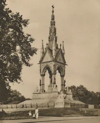 The Albert Memorial Challenges Climate and Criticism, c1935