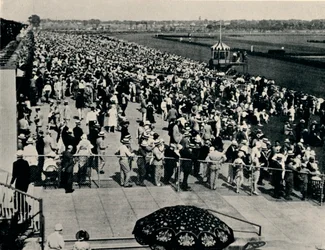 The Arlington Race Track, Chicago, c1930