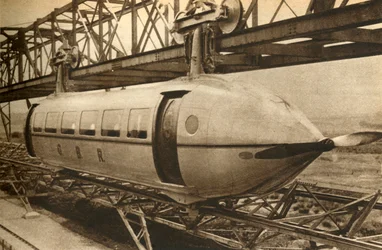 The Bennie Railplane