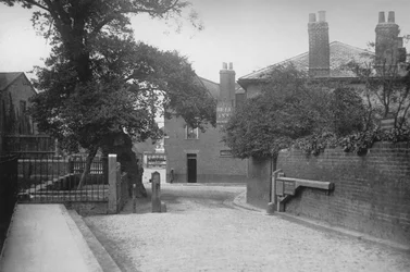 The Causeway, Wandsworth, Showing the Pound