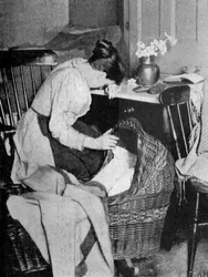 The Empty Cradle, 1900