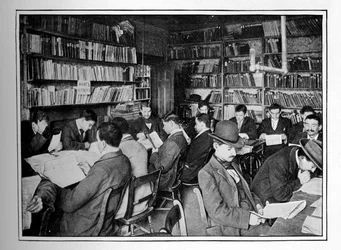 The Free Russian Library and Reading Room, 15 Whitechapel Road, Stepney, London
