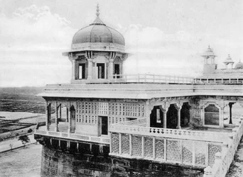 The Golden Pavilion near Jumna, Agra