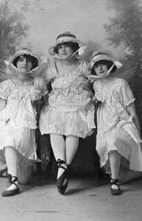 Three young women, photographed in Gales Studios, early 20th century