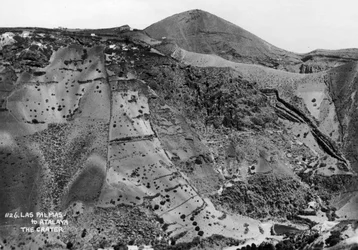 Volcanic Crater between Las Palmas and Atalaya, Gran Canaria, Canary Islands, Spain