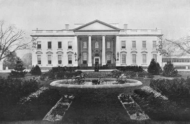 Washington: The White House, 1915