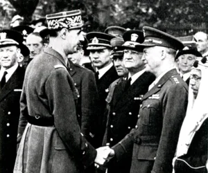 World War 2: De Gaulle greets Eisenhower, 1944